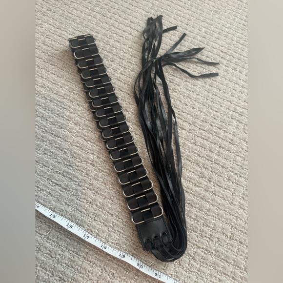 Stylish Black Belt with Tassel Detail - Picture 6 of 6